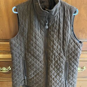 Women’s Quilted Brown Vest